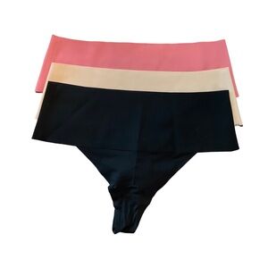 Women's Spanx Undie-tectable Smoothing Thong Bundle Size XL